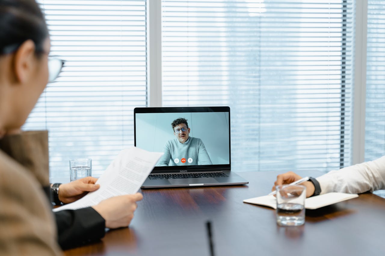 Business Connectivity in Virtual Meeting